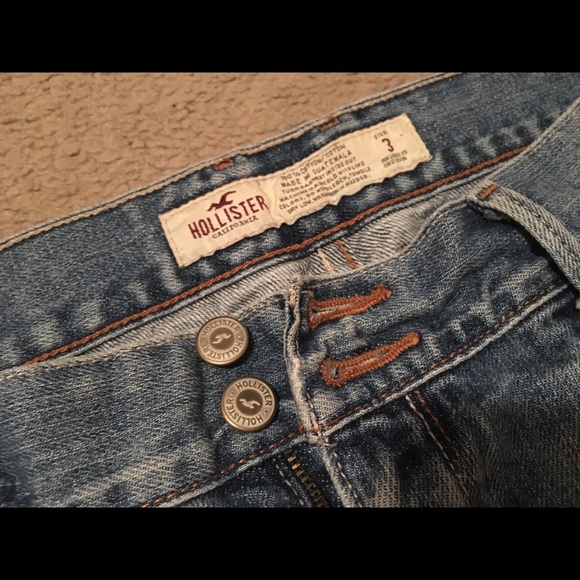 Hollister Low Rise Jean Shorts - Picture 4 of 5